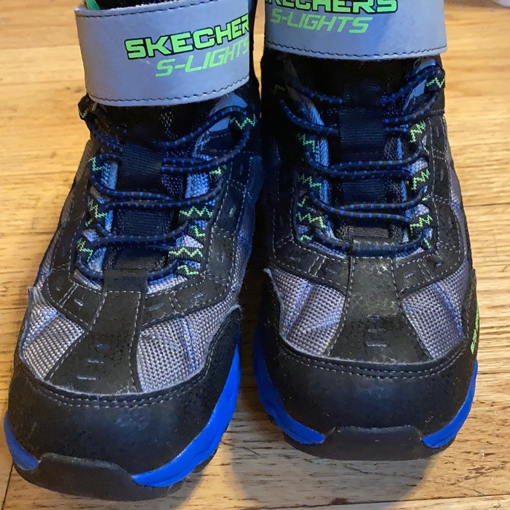 Skecher light up boots